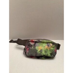 Lululemon Everywhere Belt Bag 1L Tie Dye Multi Color Abstract Fanny Pack LU9BG2S